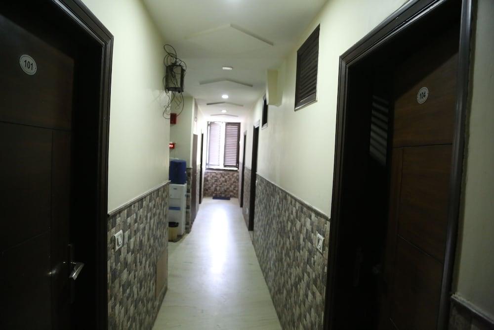 Hotel Shivam International - A Well Hygiene Property All Staff Vaccinated " New Delhi Extérieur photo