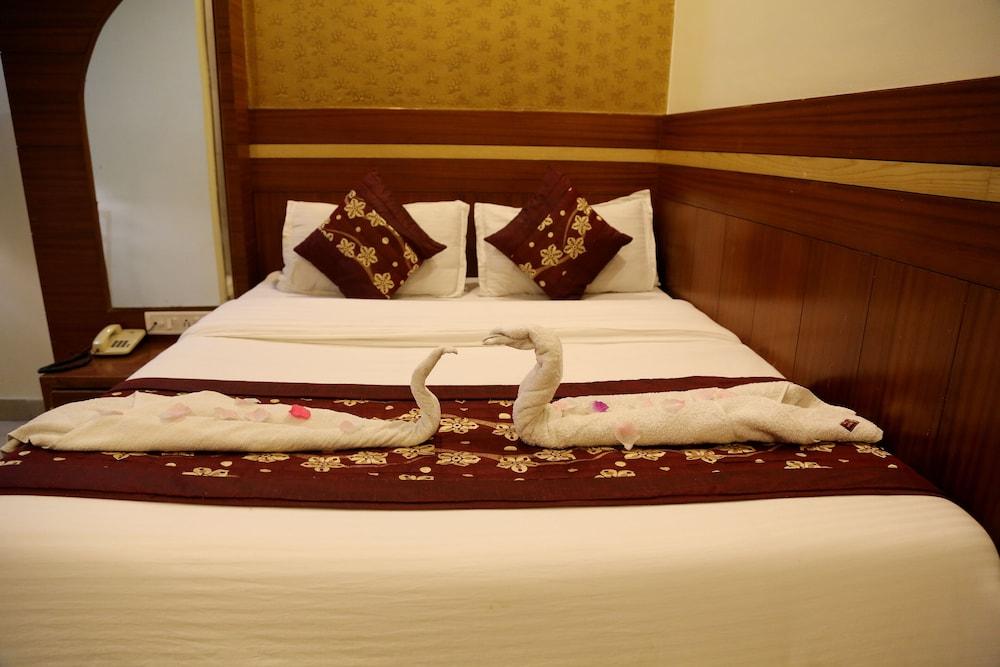 Hotel Shivam International - A Well Hygiene Property All Staff Vaccinated " New Delhi Extérieur photo