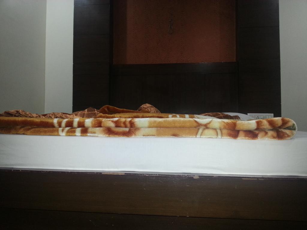 Hotel Shivam International - A Well Hygiene Property All Staff Vaccinated " New Delhi Extérieur photo