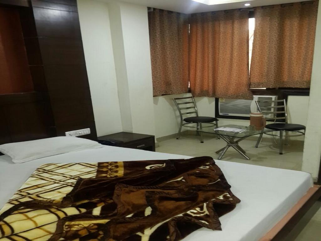 Hotel Shivam International - A Well Hygiene Property All Staff Vaccinated " New Delhi Extérieur photo