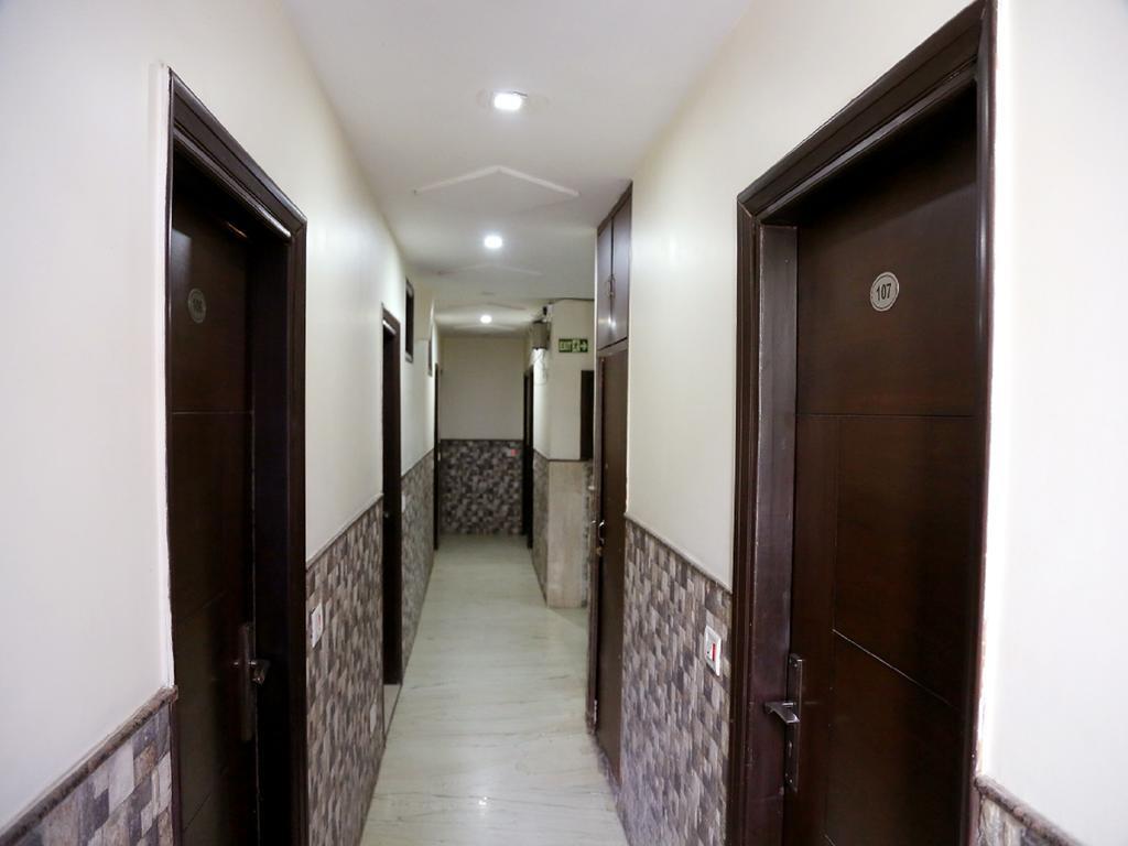 Hotel Shivam International - A Well Hygiene Property All Staff Vaccinated " New Delhi Extérieur photo