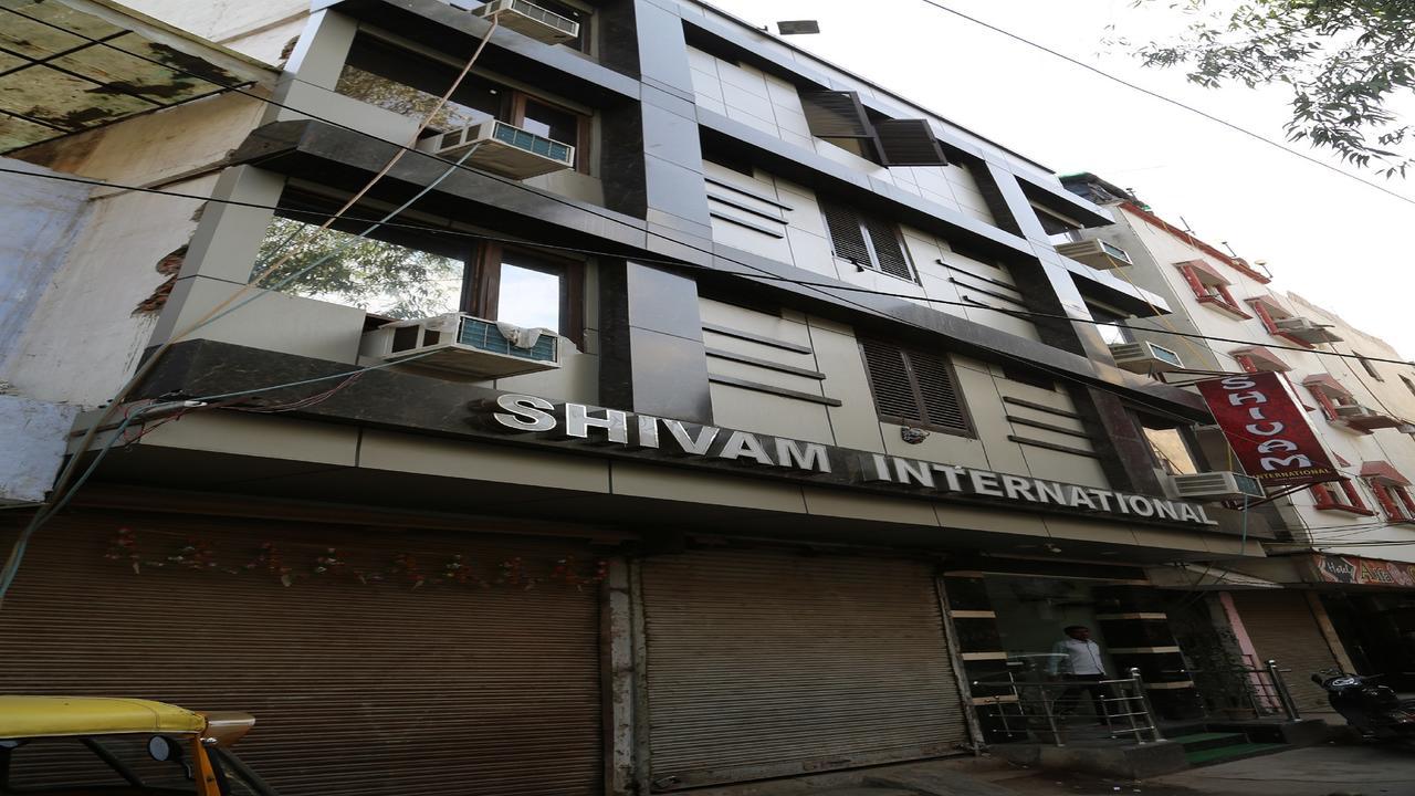Hotel Shivam International - A Well Hygiene Property All Staff Vaccinated " New Delhi Extérieur photo